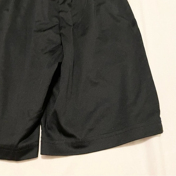 Nike Dri Fit Kids Shorts Boys XS Activewear - Picture 11 of 12